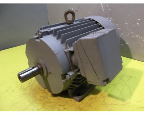 Elektromotor 2,2 kW 950 U/min von MEZ – 4AP112M-6s - Bild 1