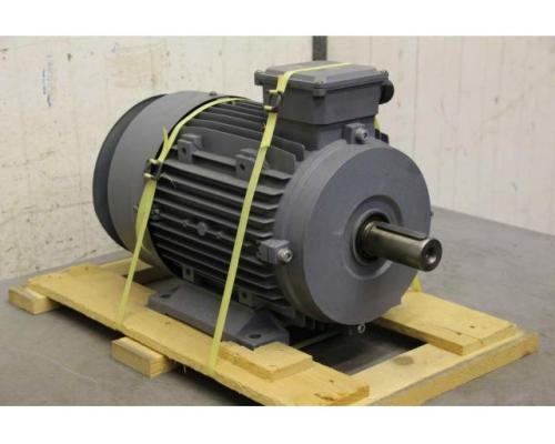 Elektromotor 7,5 kW 1450 U/min von Dutchi – DMA 132M4 - Bild 2