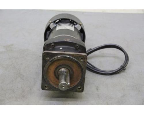 Getriebemotor 1 kW 160 U/min 24 Volt von Gansow – 11500 / ZF12 - Bild 2