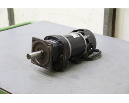 Getriebemotor 1 kW 160 U/min 24 Volt von Gansow – 11500 / ZF12 - Bild 11