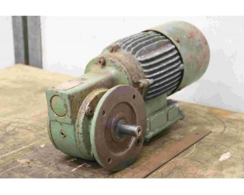 Getriebemotor 0,25 kW 17 U/min von MAZ – 80 SD S1 B80S/8 K4 - Bild 1