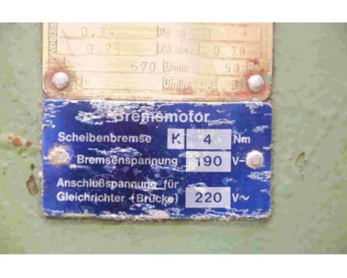 Getriebemotor 0,25 kW 17 U/min von MAZ – 80 SD S1 B80S/8 K4 - Bild 5