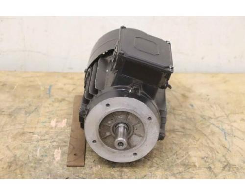 Elektromotor 0,55 kW 675 U/min von Weiss – 5.5AZK 90L-8T B14P140 - Bild 3