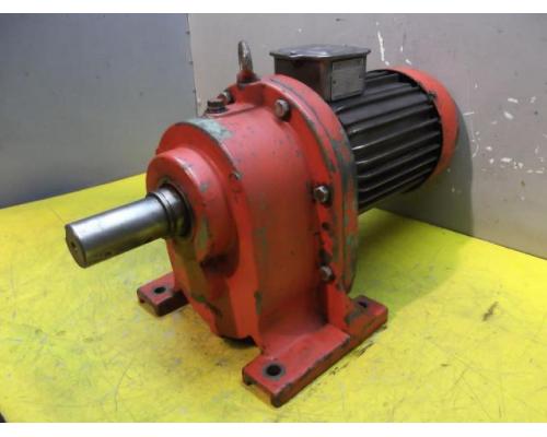 Getriebemotor 0,6 kW 32 U/min von VEM – 73 KRA 90/3/6 - Bild 1