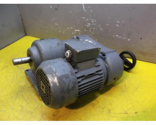 regelbarer Getriebemotor 0,55 kW 21-105 U/min von Nord Getriebebau – SK20-R100U-80S - Bild 1