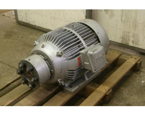 Elektromotor 30 kW 2955 U/min von BBC – QUX200L2AF - Bild 1