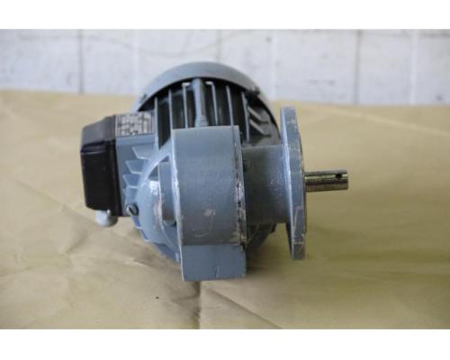 Getriebemotor 0,25 kW 205 U/min von WEG – ODG 714 - Bild 3