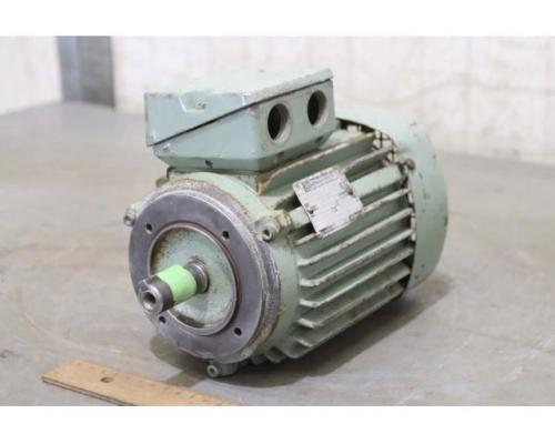 Elektromotor 0,55/0,7 kW 1400/2840 U/min von VEM – KMR 71 G 4-2 - Bild 1