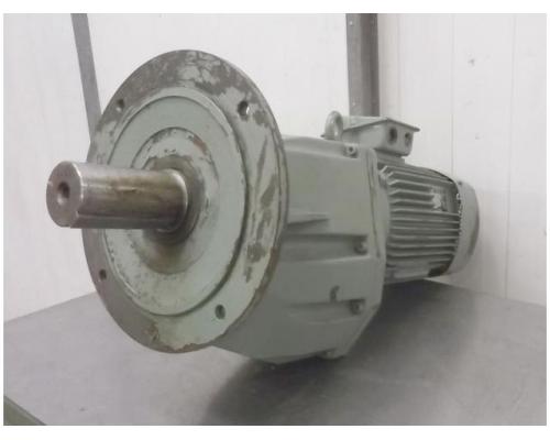 Getriebemotor 11 kW 80 U/min von VEM – ZG5-KMRA132M4 - Bild 1