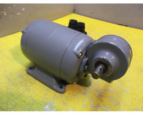 Getriebemotor 0,12 kW 560 U/min von Groschopp – DM90-60 - Bild 2