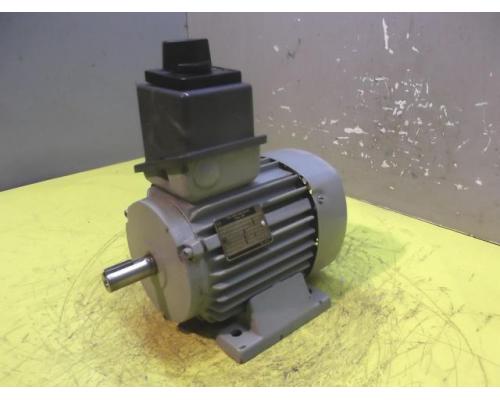 Elektromotor 0,55 kW 1380 U/min von VEM – KMER 80 K4 - Bild 1