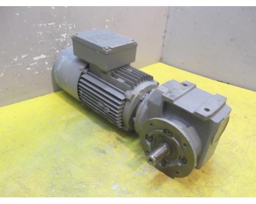 Getriebemotor 0,55 kW 89 U/min von SEW EURODRIVE – SF32 DT80K4BMG - Bild 2