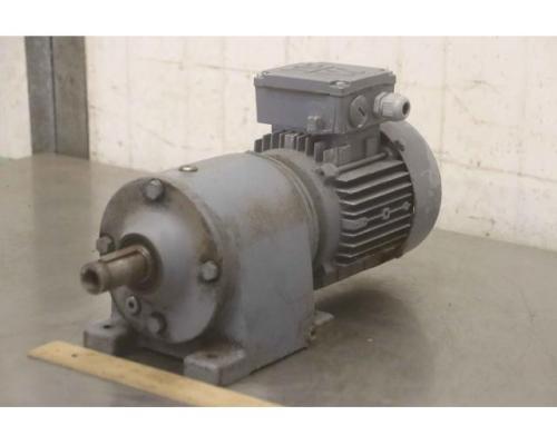 Getriebemotor 0,37 kW 32 U/min von SEW Eurodrive – R40 DT71D4 - Bild 1