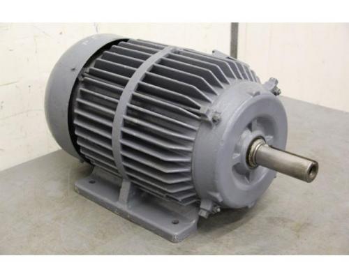 Elektromotor 18,5 kW 3000 U/min von unbekannt – B3 - Bild 2