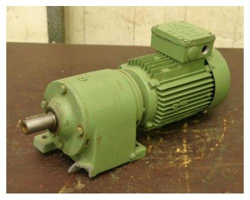 Getriebemotor 0,75 kW 165 U/min von SEW Eurodrive – R40DT80N4 - Bild 1