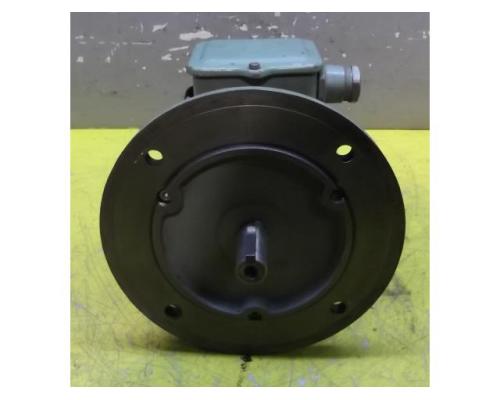 Elektromotor 0,55 kW 1380 U/min von VEM – KPER80K4 - Bild 3