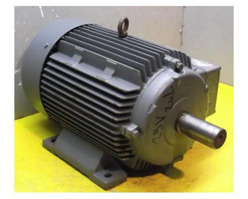 Elektromotor 2/6 kW 965/1455 U/min von ATB – A132M/6/4C-21HN - Bild 2