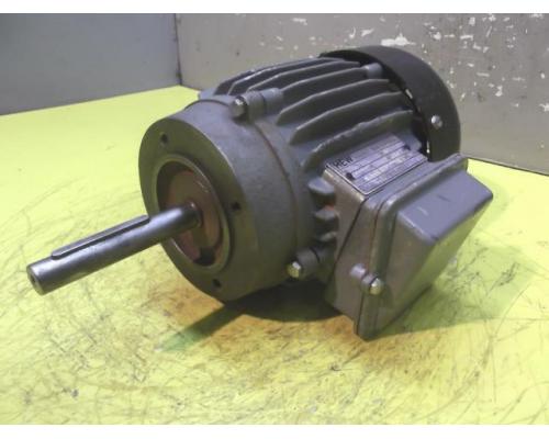 Elektromotor 0,12 kW 680 U/min 240/415 V von HEW – RF71K/8 - Bild 1