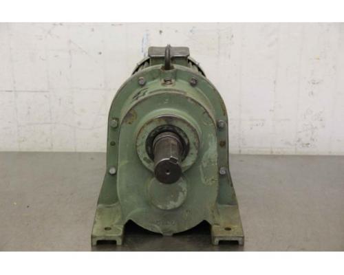 Getriebemotor 0,6 kW 16 U/min von VEM – Z4 KRA 100 2/8 - Bild 3