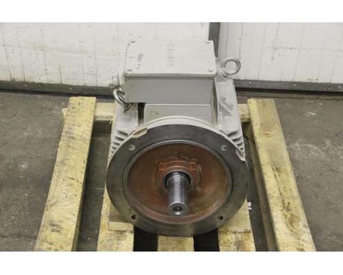 Elektromotor 30 kW 2945 U/min von Siemens – 1 LA6206-2AA61-Z 200L IM B5 - Bild 3