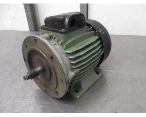 Elektromotor 1,1 kW 2800 U/min von HEW – R-F80L/2 - Bild 1