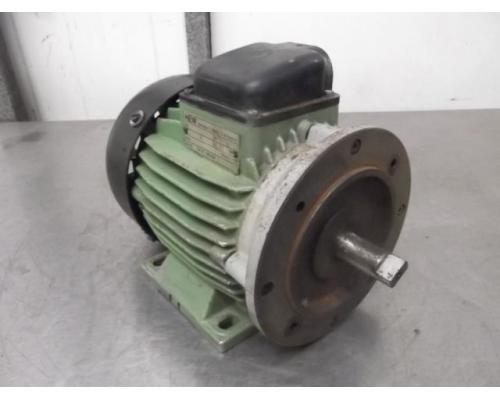 Elektromotor 1,1 kW 2800 U/min von HEW – R-F80L/2 - Bild 2