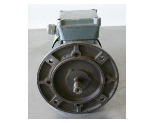 Elektromotor 0,75 kW 1390 U/min von HEW – RF80L/4-B12V - Bild 2