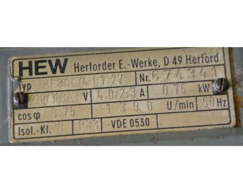 Elektromotor 0,75 kW 1390 U/min von HEW – RF80L/4-B12V - Bild 5