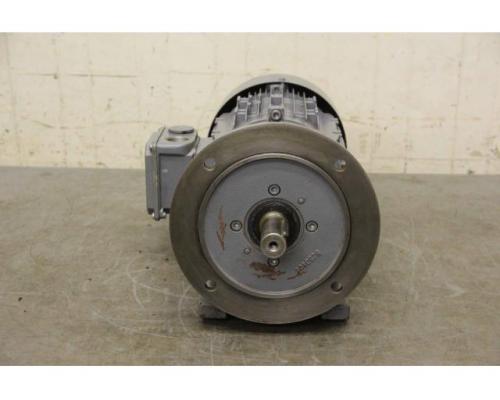 Getriebemotor 4 kW 104 U/min von Nord – SK 25XF-112 M/4 TF - Bild 3