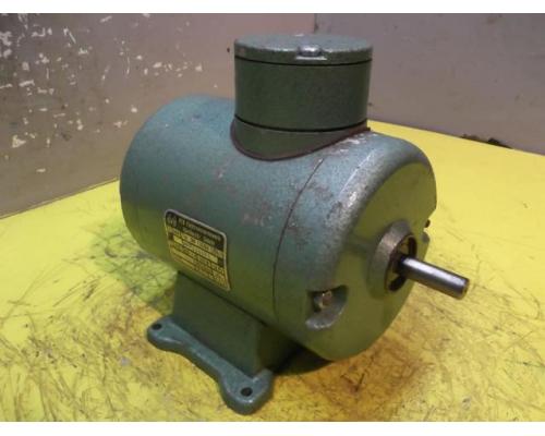 Elektromotor 0,22 kW 2880 U/min von VEB – DM 120/60,5236/1 - Bild 2