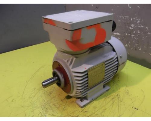 Elektromotor 0,55 kW 1410 U/min von HEW – DExF 80K/4K - Bild 1