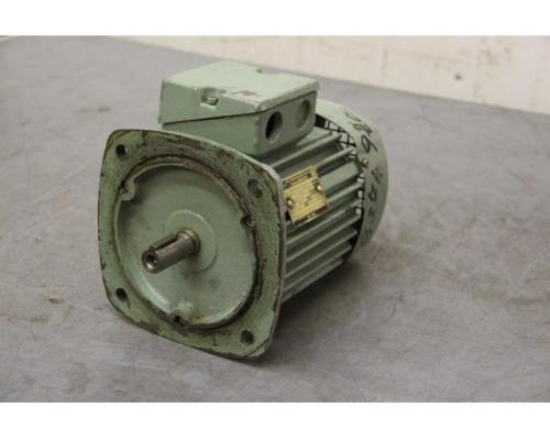 Elektromotor 0,37 kW 920 U/min von VEM – KMERB80K6 - Bild 1