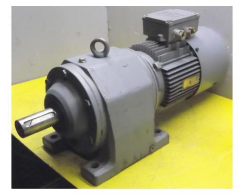 Getriebemotor 0,88/1,3 kW 21/41 U/min von SEW Eurodrive – R73WD90S-4 - Bild 1