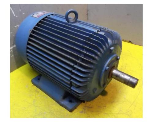 Elektromotor 2,7/4 kW 950/1440 U/min von Dietz – DR132M/6-4 - Bild 2