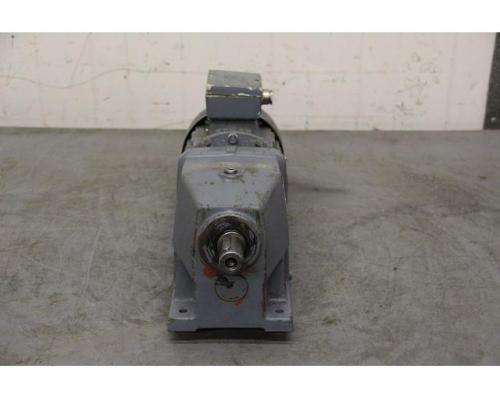 Getriebemotor 0,21/0,28 kW 26/52 U/min von Nord – SK12-71 S/4-2 - Bild 3