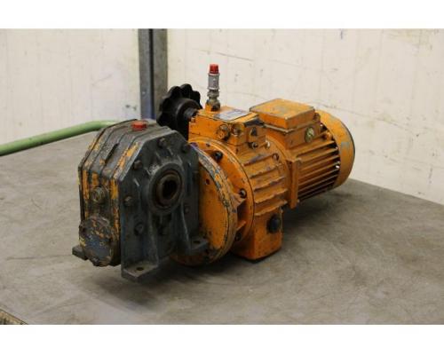 regelbarer Getriebemotor 0,75 kW 190-1000 U/min von MOTOVARIO – TKF/10 - Bild 1