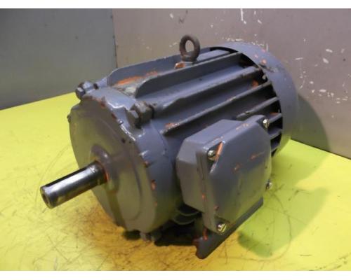 Elektromotor 2,2 kW 945 U/min Fuß defekt von Elektrim – Se112M-6 - Bild 1