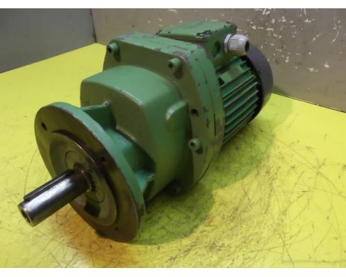 Getriebemotor 0,3/0,45 kW 25,5/51 U/min von Flender – ZF112-G71M/4/2 - Bild 1