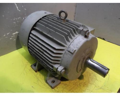 Elektromotor 2,5 kW 920 U/min von Siemens – 1LA3130-6AA90 - Bild 2