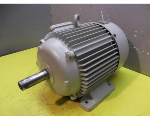 Elektromotor 3 kW 950 U/min von VEM – KR - Bild 1