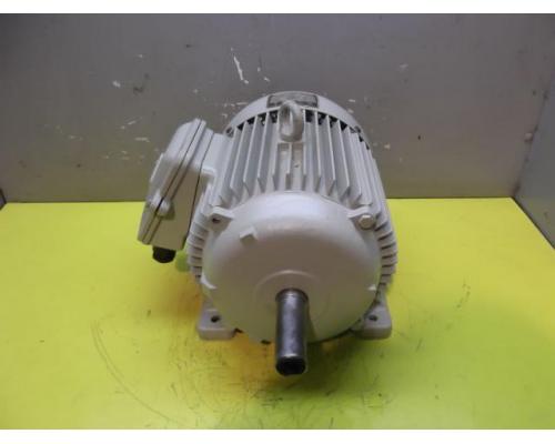 Elektromotor 3 kW 950 U/min von VEM – KR - Bild 3