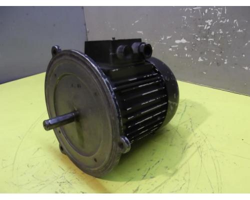 Elektromotor 0,55 kW 2840 U/min von Elco – 7KD2-291 - Bild 1