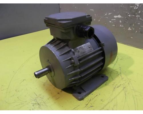 Elektromotor 0,55 kW 2810 U/min von Besel – Sf71-2B - Bild 1