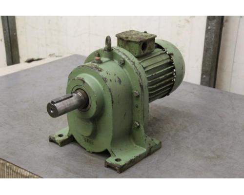 Getriebemotor 0,8 kW 63 U/min von VEM – Z3KR90,1/4 - Bild 1