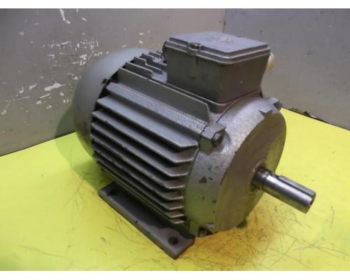 Elektromotor 2,2 kW 950 U/min von E P – MA112M28-6 - Bild 2