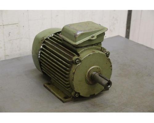 Elektromotor 2,2 kW 705 U/min von VEM – KMR112M8A - Bild 6