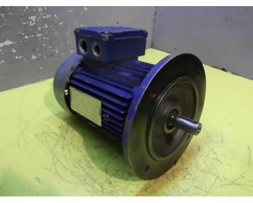 Elektromotor 0,75 kW 2700 U/min von SEW EURODRIVE – DFT80K2TF - Bild 2