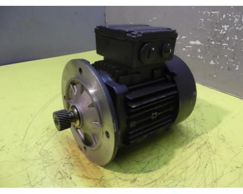 Elektromotor 0,37 kW 1380 U/min von SEW Eurodrive – RF47DT71D4 - Bild 1