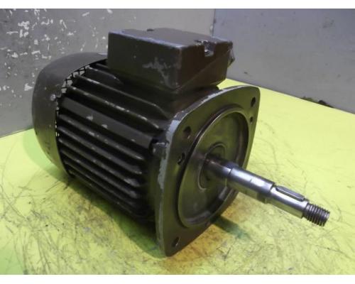 Elektromotor 1,4 kW 2850 U/min von VEB – KMRB 80 K 2 M0/15 - Bild 2