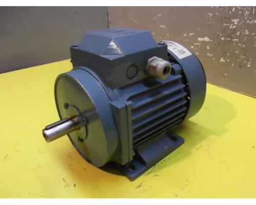 Elektromotor 0,25 kW 870 U/min von ABB – M3AA80A6 - Bild 1